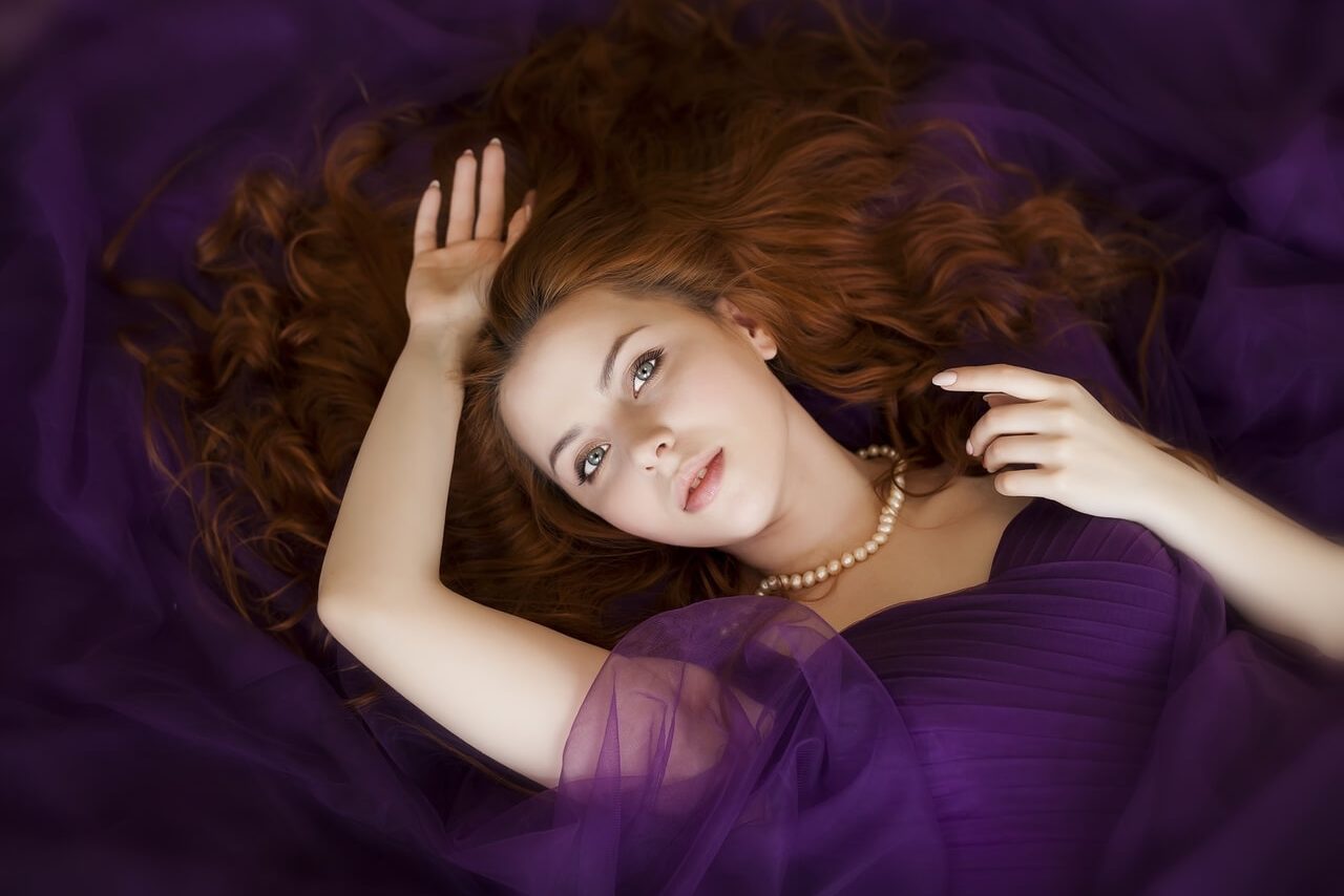 woman purple dress_1280x853 e1535820114564